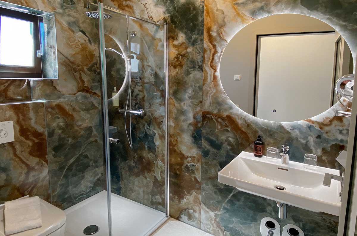 Das Badezimmer des Classic Zimmers.